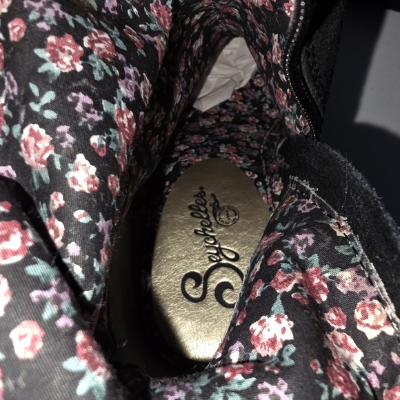 Seychelles Black Suede Knee-High Boots Size 8.5 Stacked Heel Side Zip Knit Cuff - Picture 12 of 14